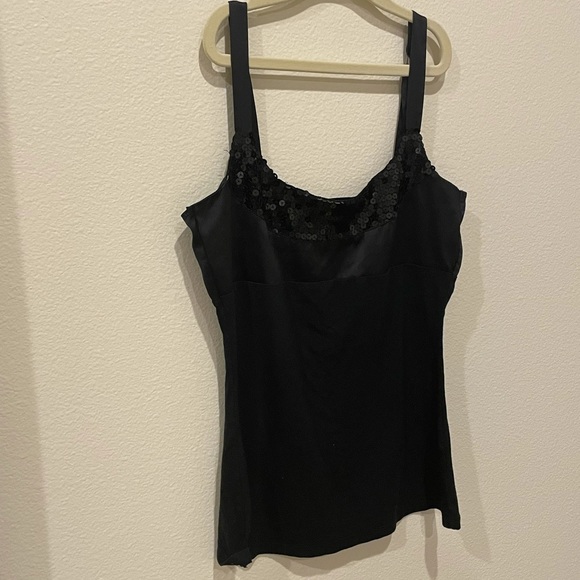 The Limited - Black cami top, XS, adjustable straps - Picture 4 of 7